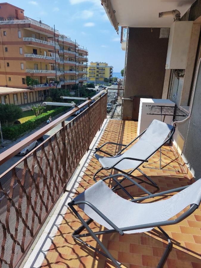 شقة Casa Laura فنتيميليا المظهر الخارجي الصورة